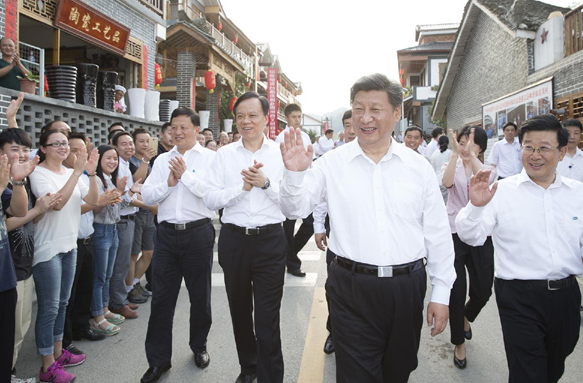 习近平考察贵州