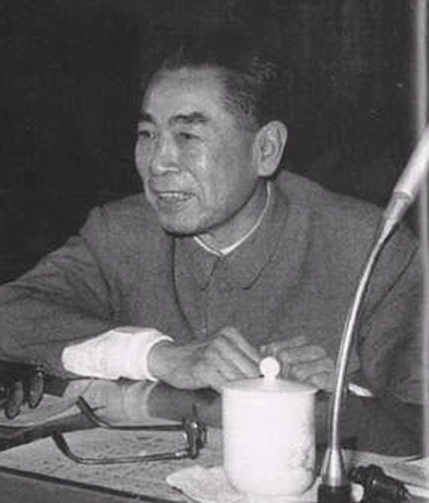 周恩来为何反对出狱的溥仪回故宫工作